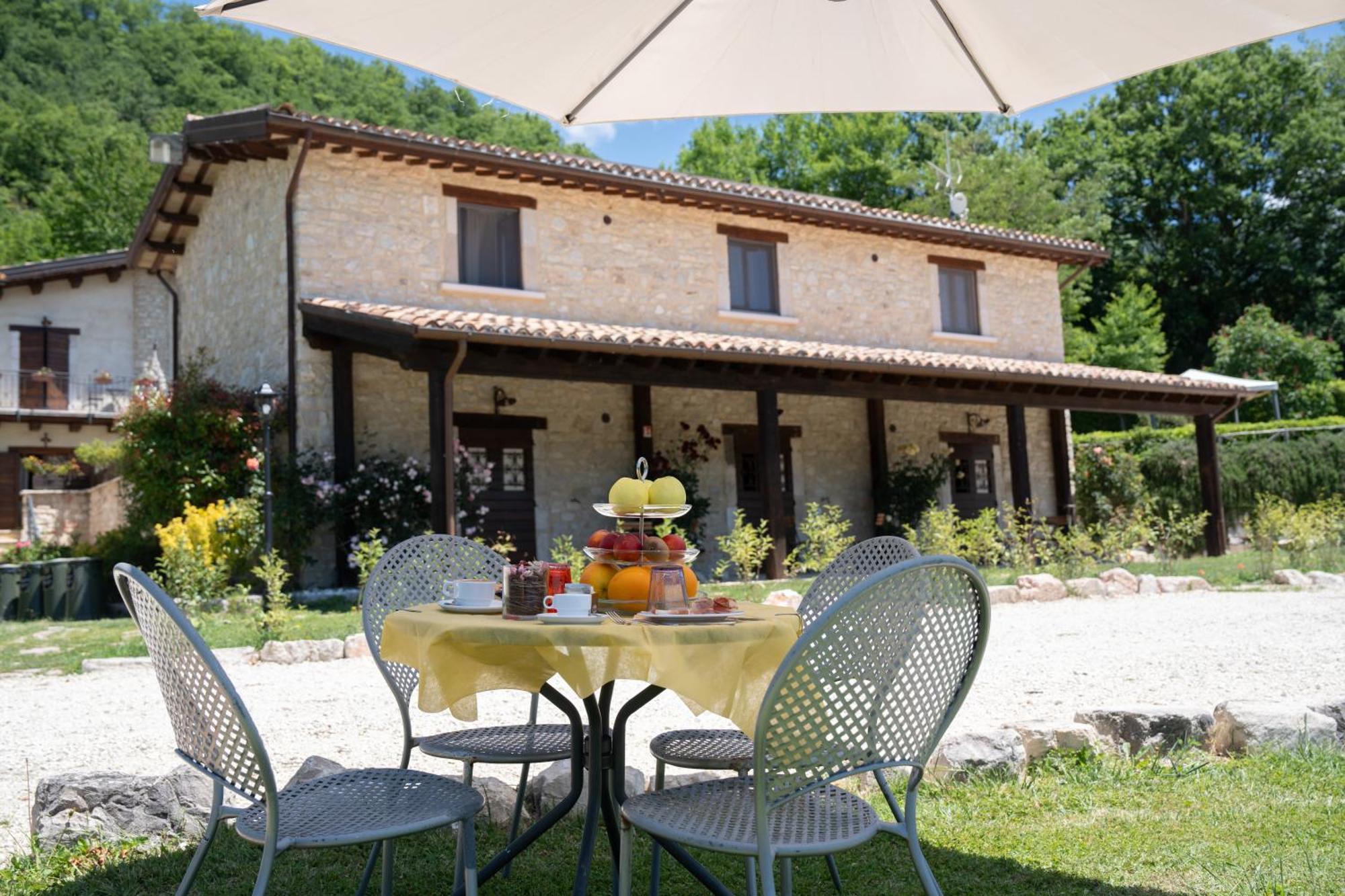Agriturismo Rocca Del Nera Preci Exterior photo